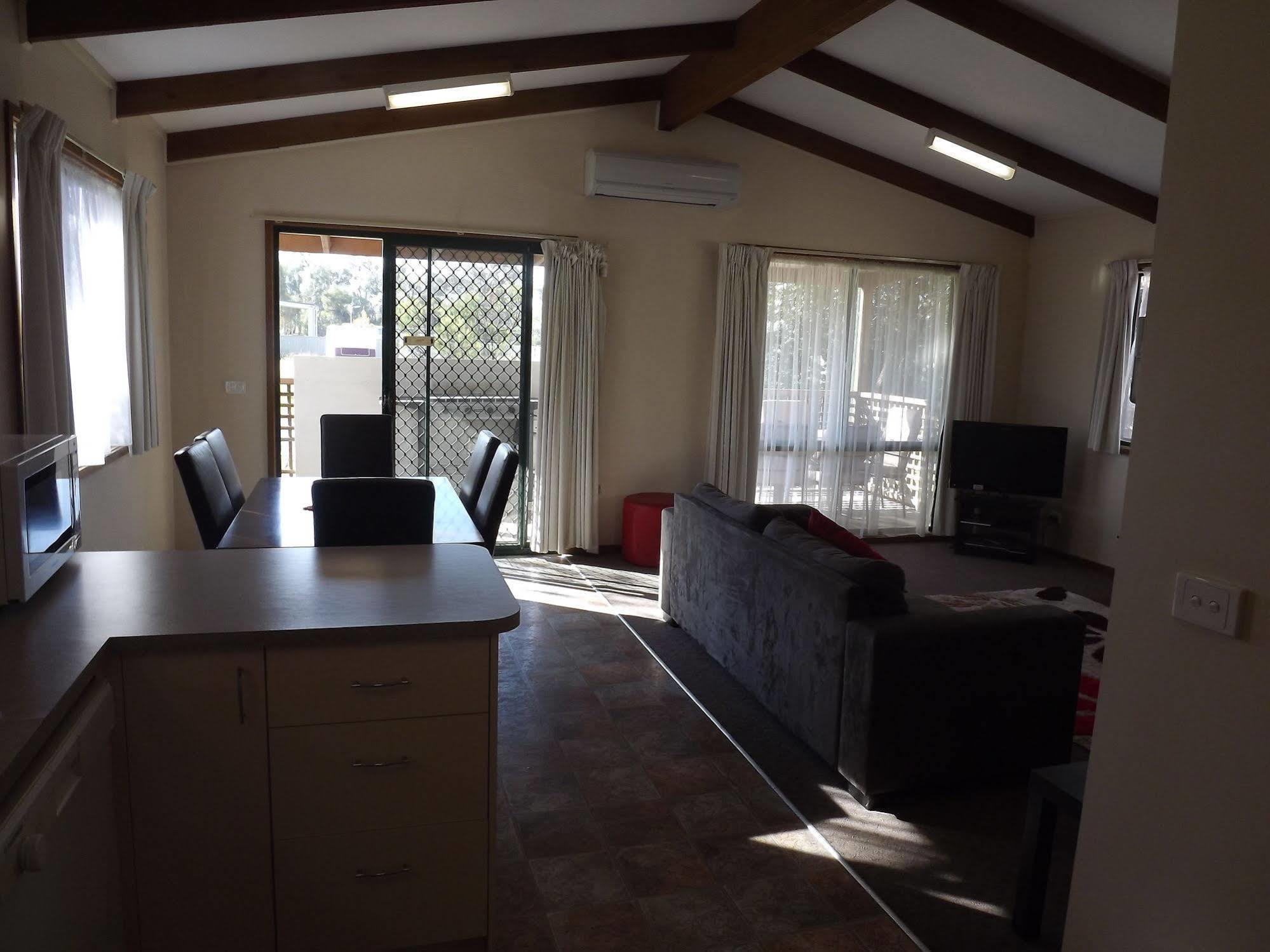 High Country Holiday Park Mansfield Extérieur photo